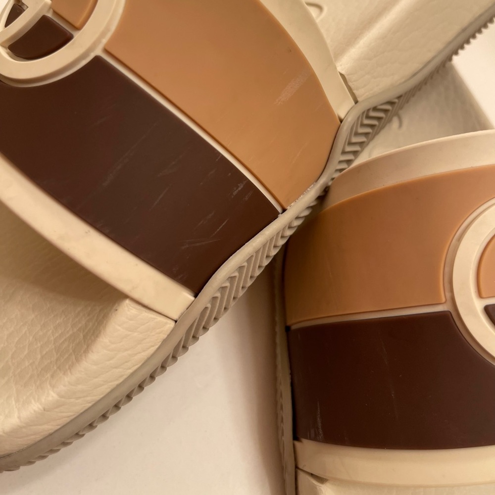 Gucci interlocking G slide - Picture 7 of 7